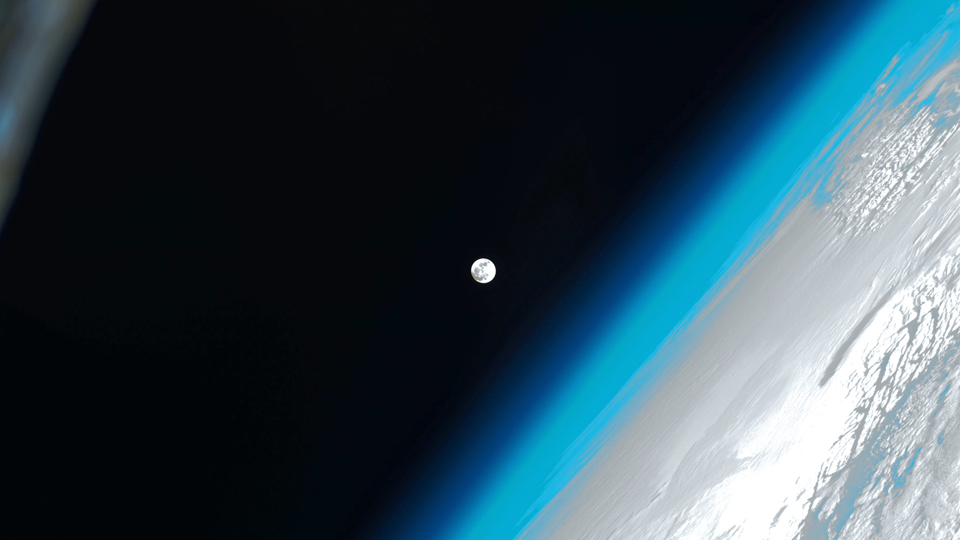 Луна Земля фото NASA МКС