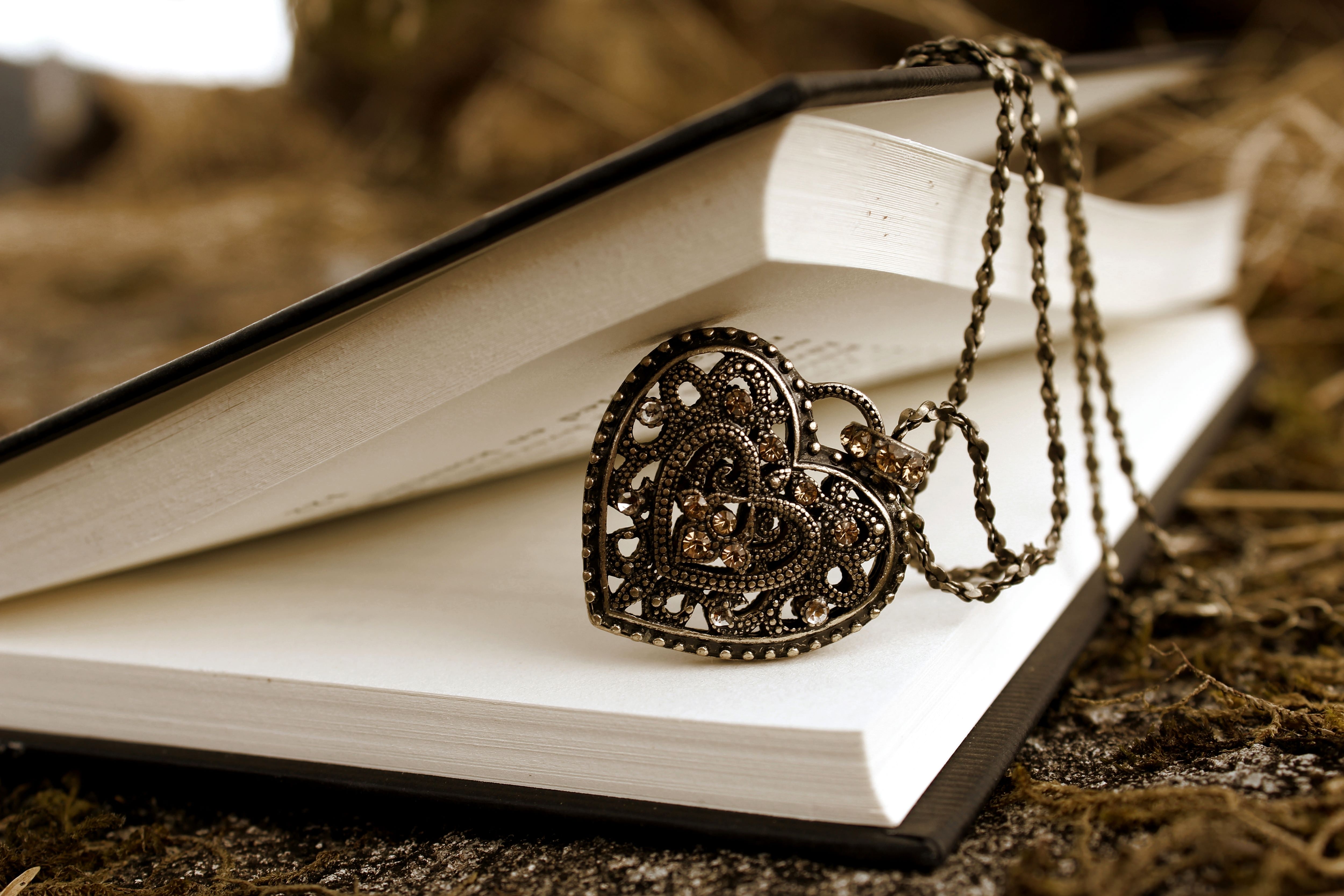 кулон узор размытость сердце