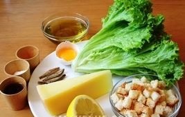 salat cezar ingredienty